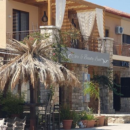 Vista Al Mare Luxury Apartments Гиалова Экстерьер фото